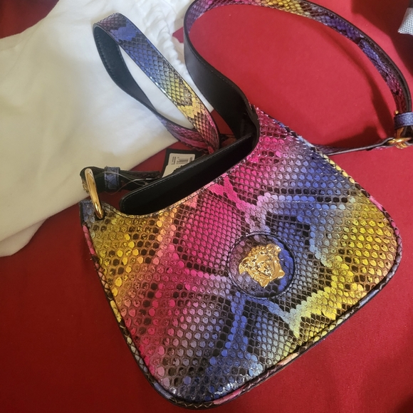 Handbag - Picture 6 of 9